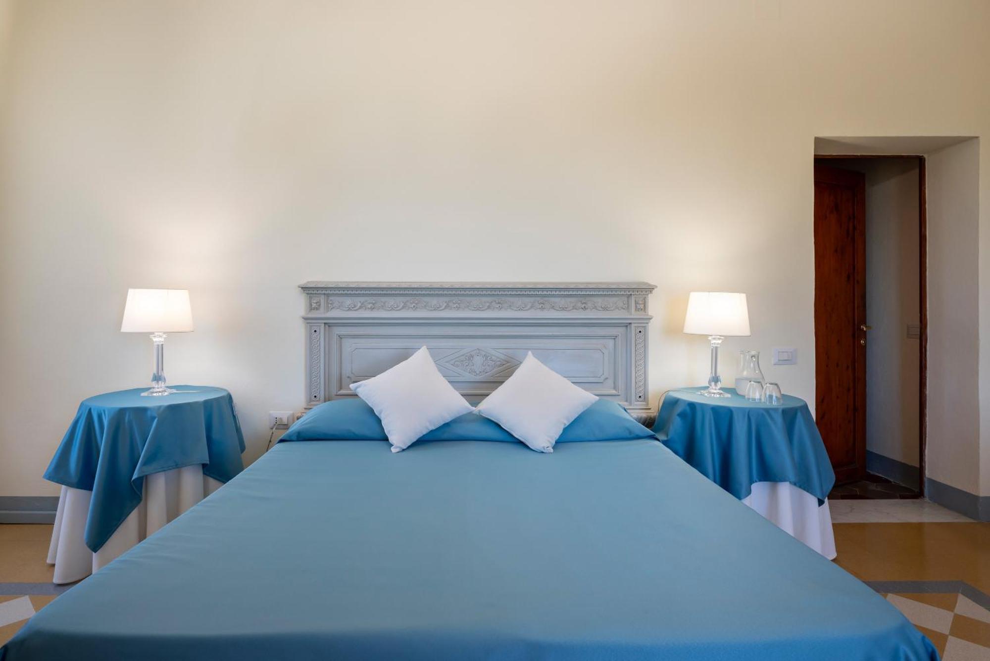Agriturismo Bio Fattoria Bacio 체르탈도 외부 사진