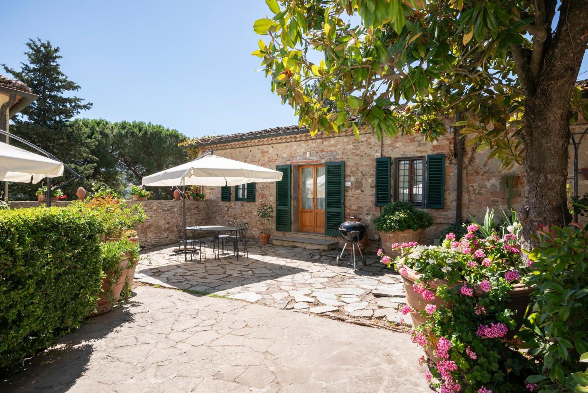 Agriturismo Bio Fattoria Bacio 체르탈도 외부 사진