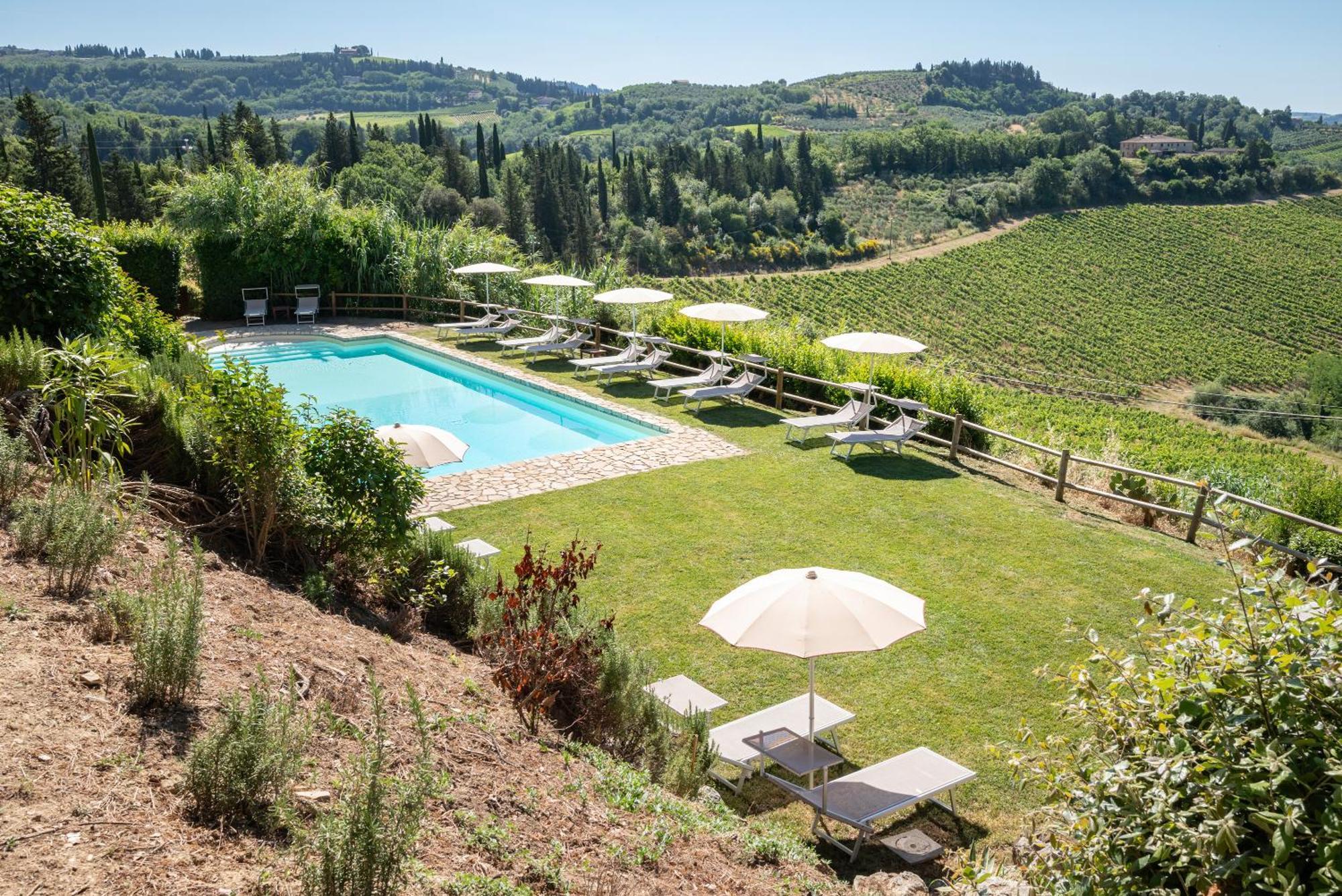Agriturismo Bio Fattoria Bacio 체르탈도 외부 사진