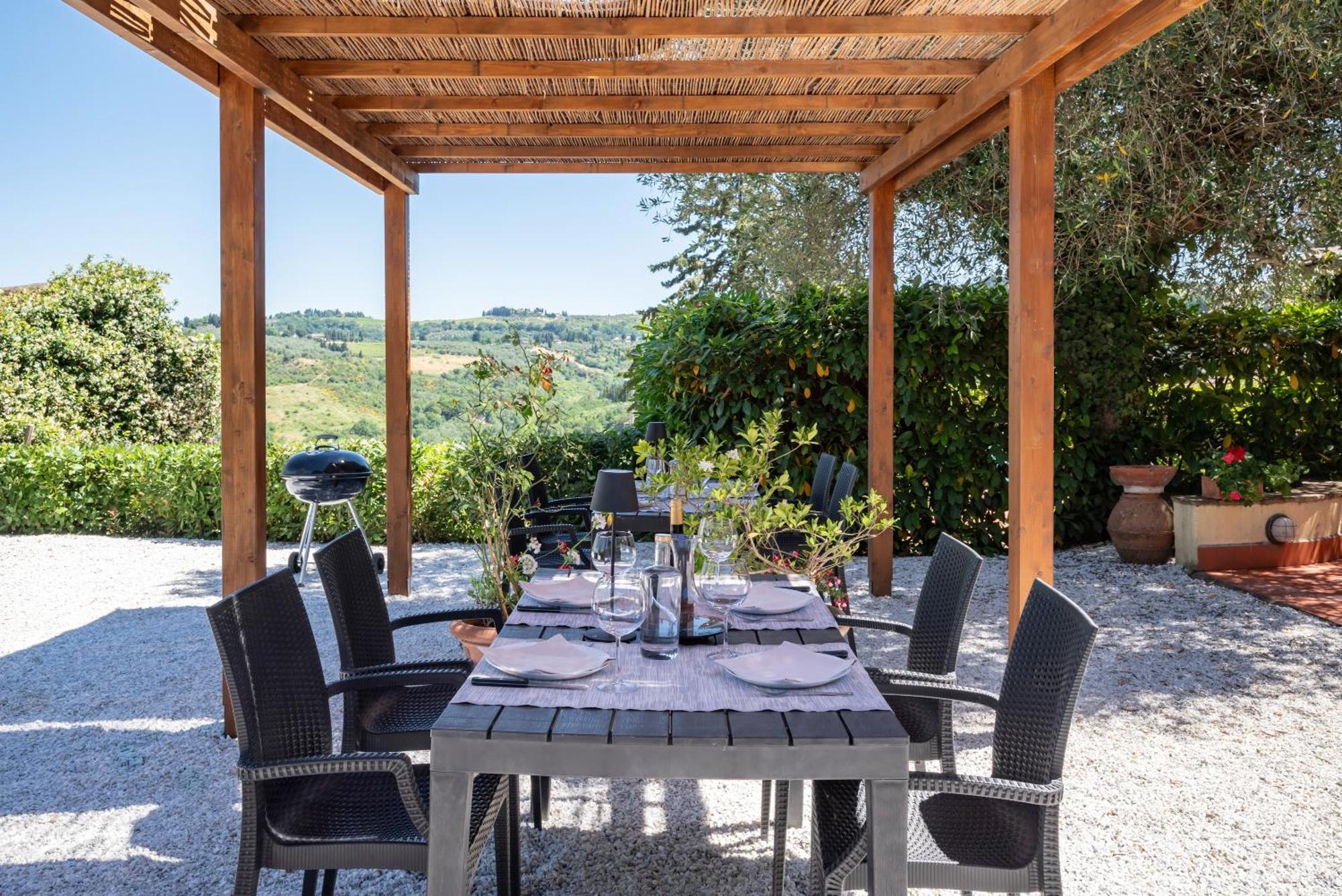 Agriturismo Bio Fattoria Bacio 체르탈도 외부 사진